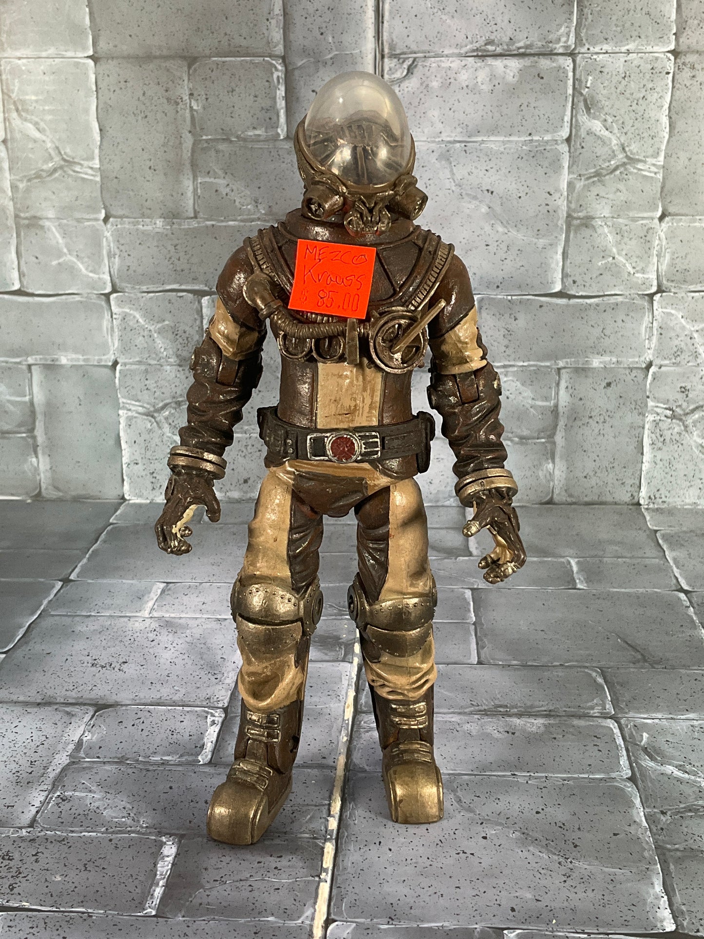 Mezco Hellboy 2 Johan Krauss Figure 1/12 scale