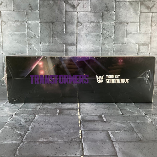 Transformers Furai 08 Model Kit Soundwave