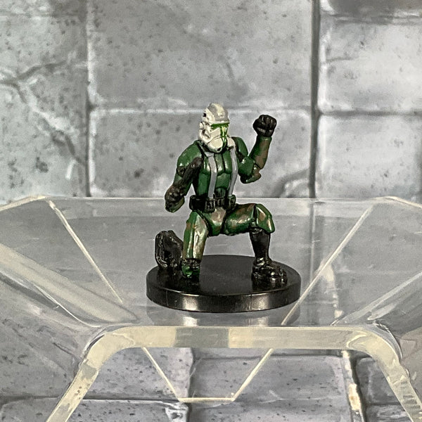 Star Wars Miniatures 23/60 Clone Commander Gree