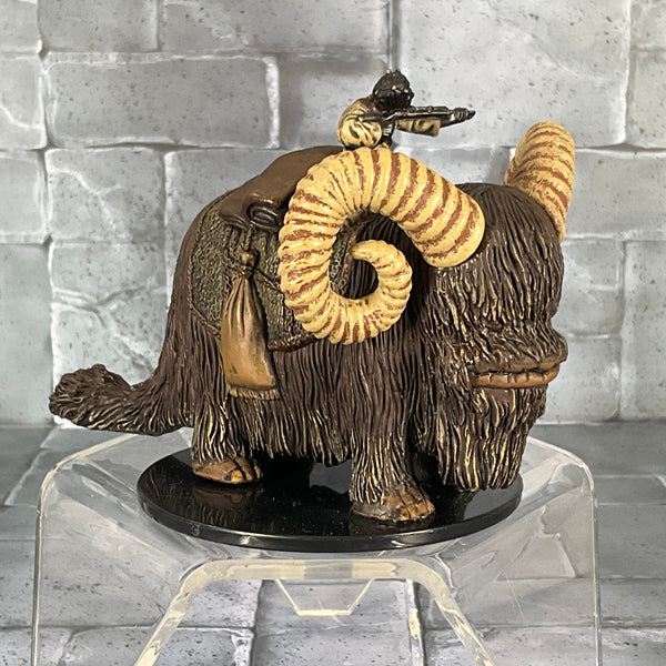 Star Wars Miniature 30/60 Tusken Raider on Bantha