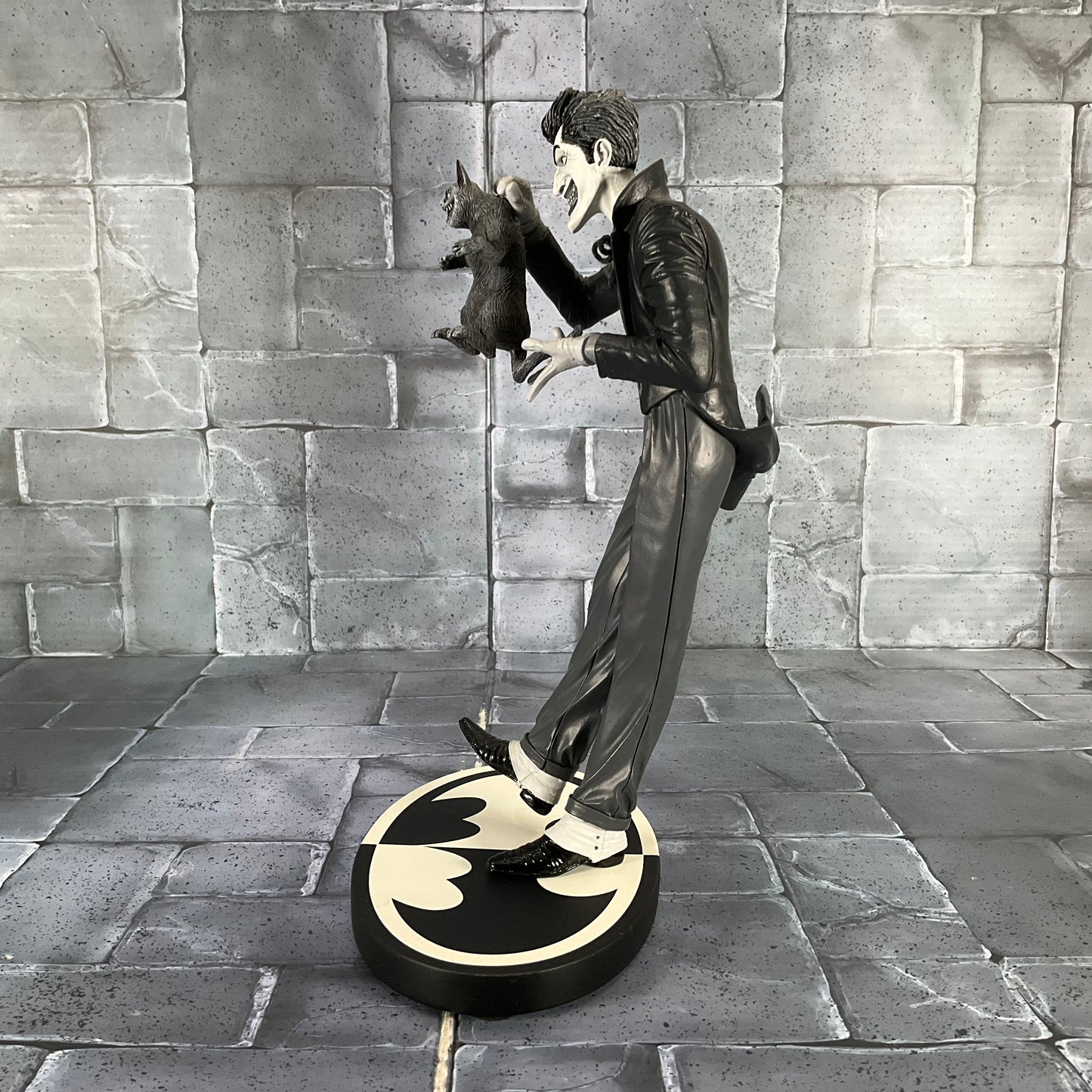 DC Collectibles Batman: Black and White - The Joker statue by Brian Bolland (Resealed)