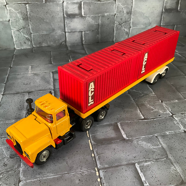 Corgi Toys - 1106 - Mack Container Truck and Trailer