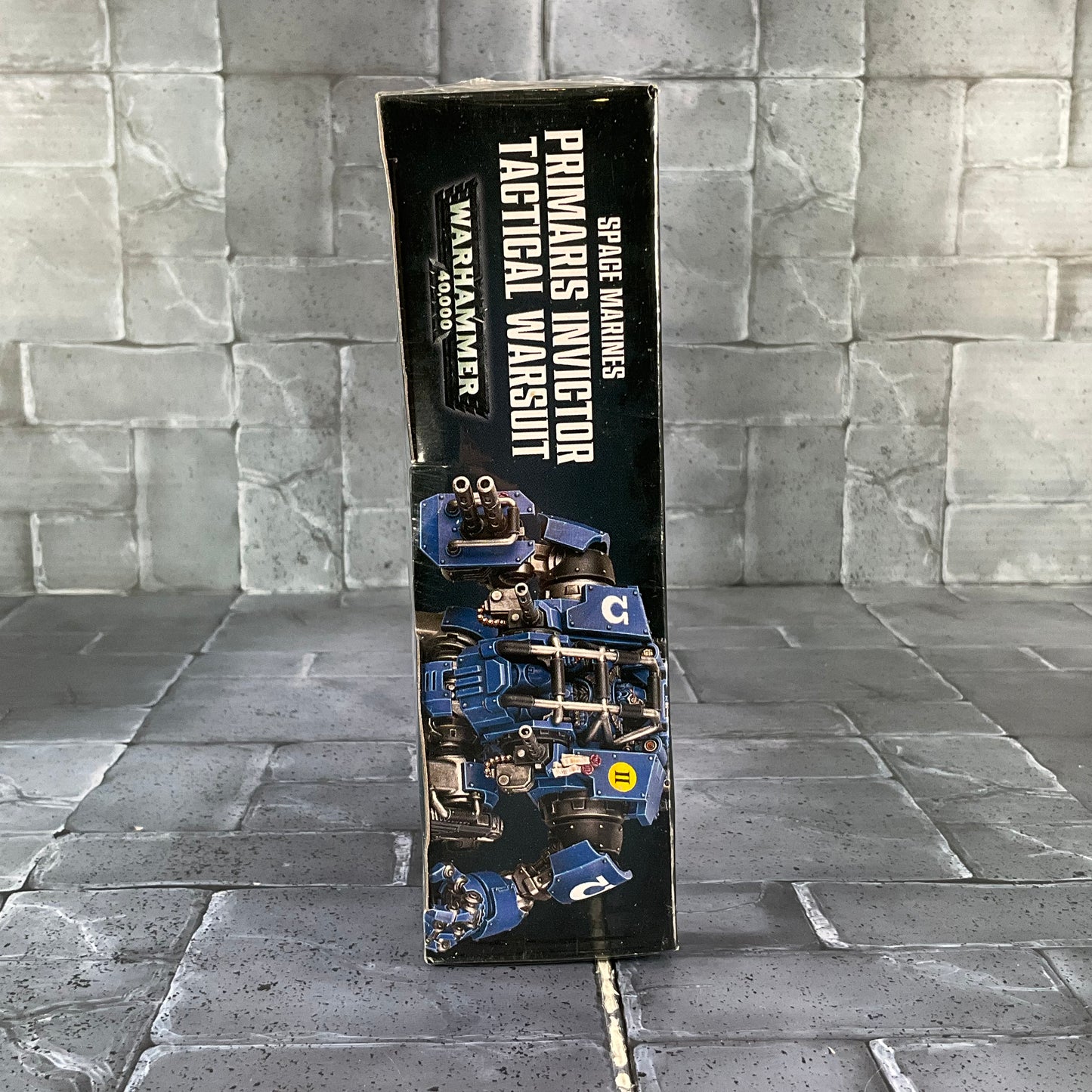 Warhammer 40k Space Marines Primaris Invictor Tactical Warsuit