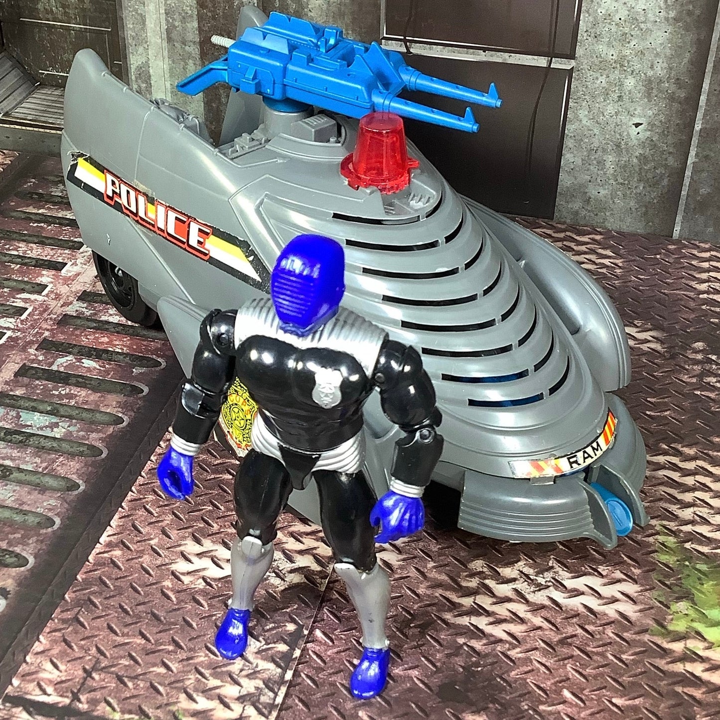 Hasbro: C.O.P.S. ‘N Crooks - Hardtop & Ironsides Assault Vehicle