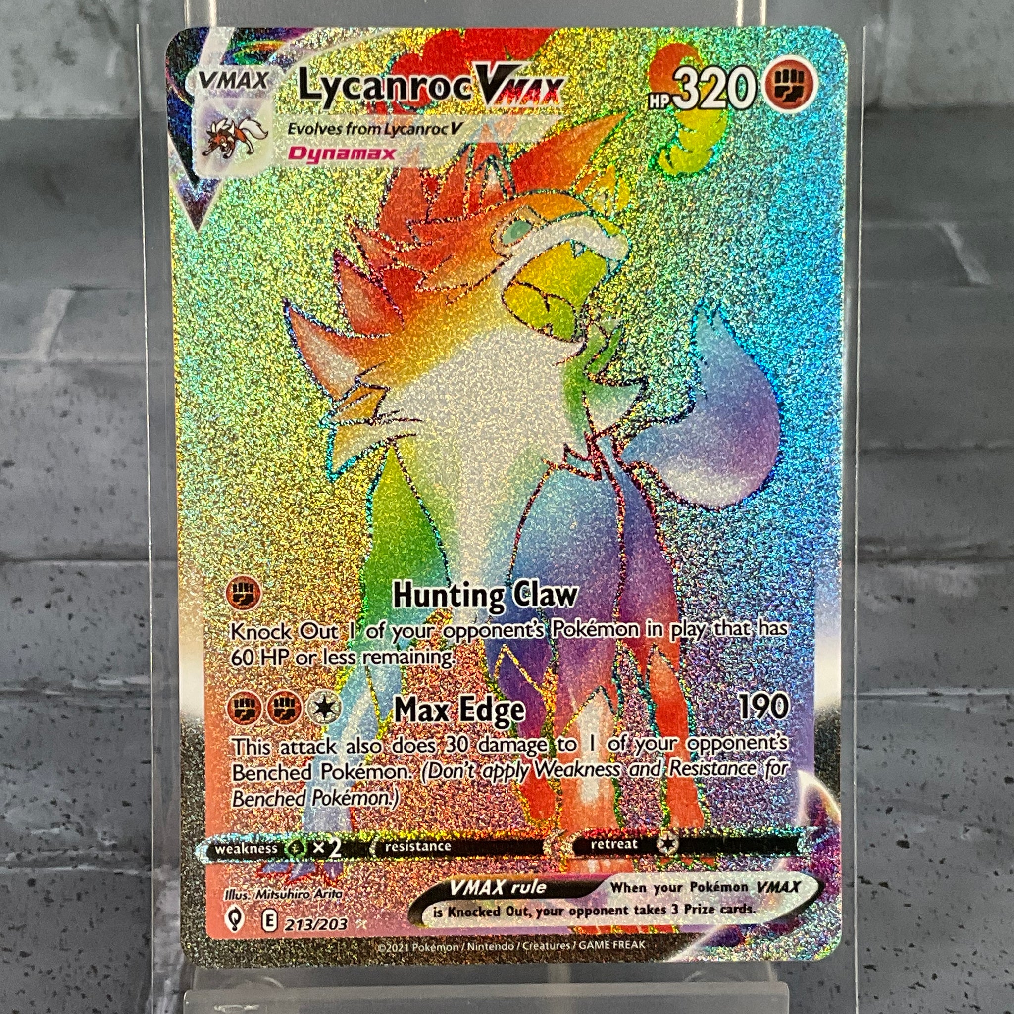 Lycanroc VMAX - 213/203 - Holo