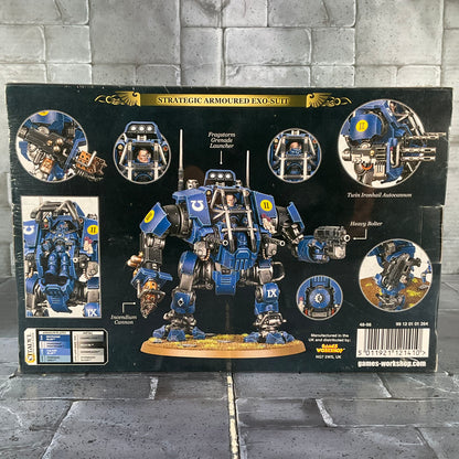 Warhammer 40k Space Marines Primaris Invictor Tactical Warsuit