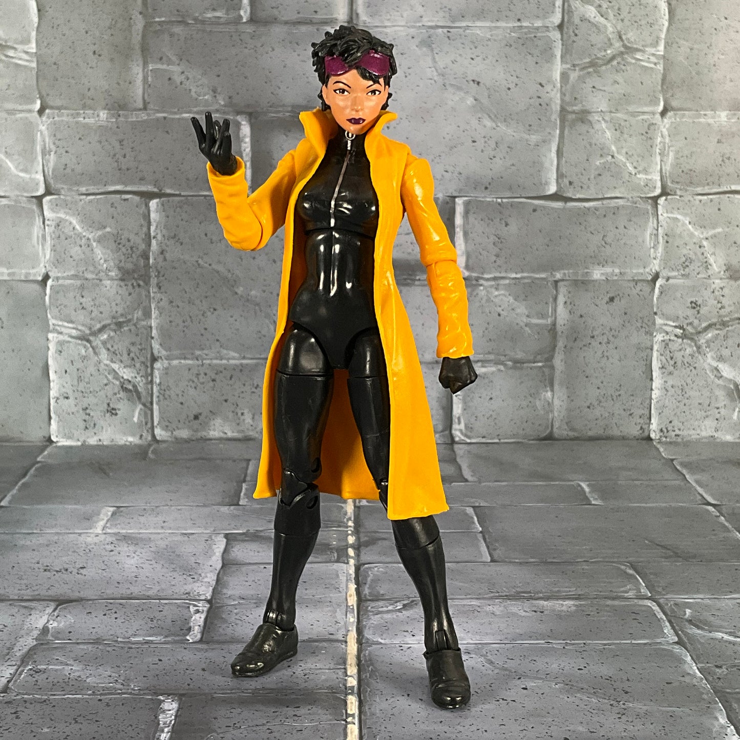 Marvel Legends - Jubilee BAF Build-A-Figure