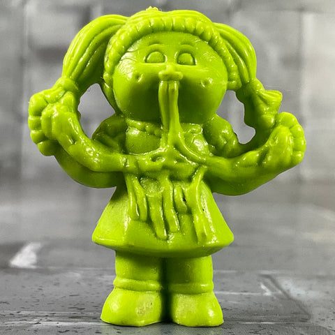 Garbage Pail Kids Cheap Toy - Leaky Lindsay #2