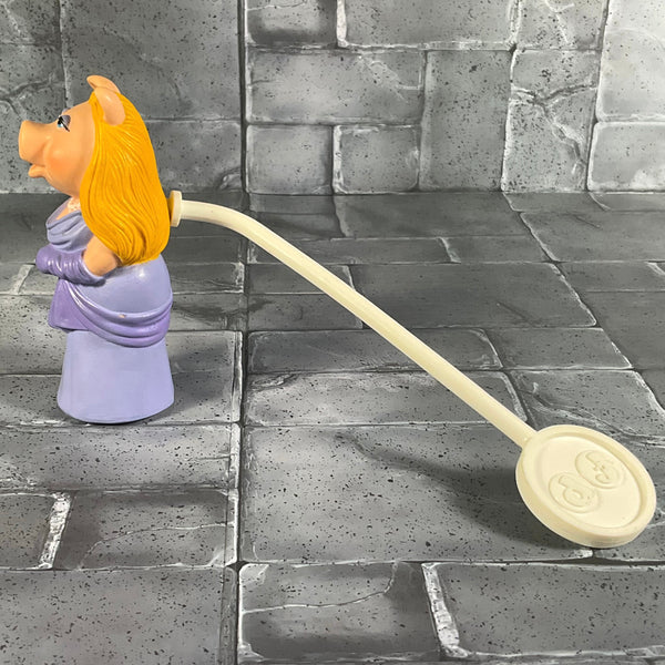 Fisher Price: Sesame Street Stick Puppet - Miss Piggy