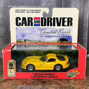 1:43 Die Cast Metal Road Champs - 1998 Dodge Viper (Yellow)