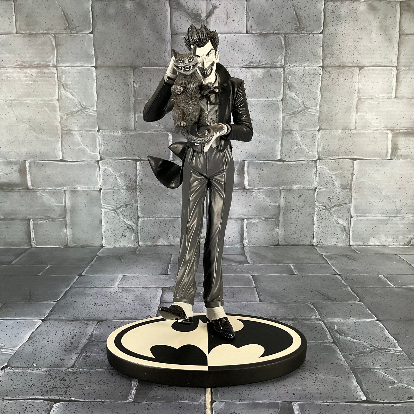 DC Collectibles Batman: Black and White - The Joker statue by Brian Bolland (Resealed)