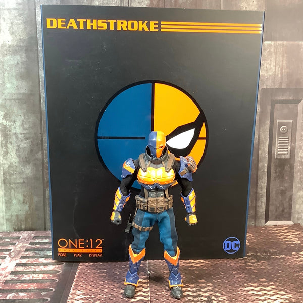 Mezco 1/12 Figure - Deathstroke