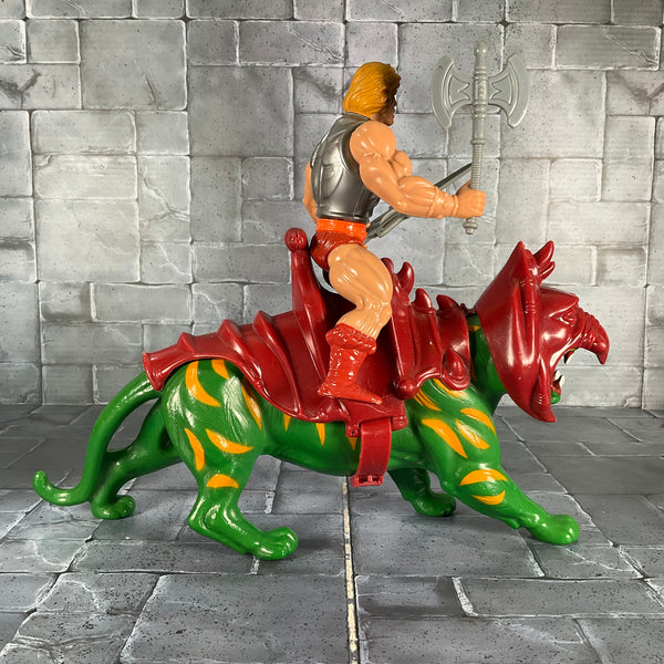 MOTU Masters of the Universe: Vintage - Battle Damage He-Man & Battle Cat