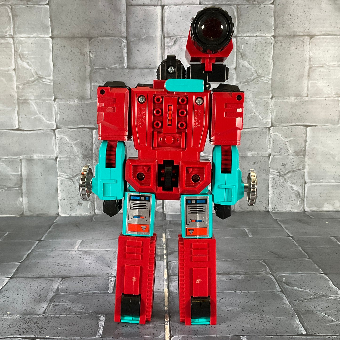 Transformers: G1 - PERCEPTOR Complete in Box (Takara)