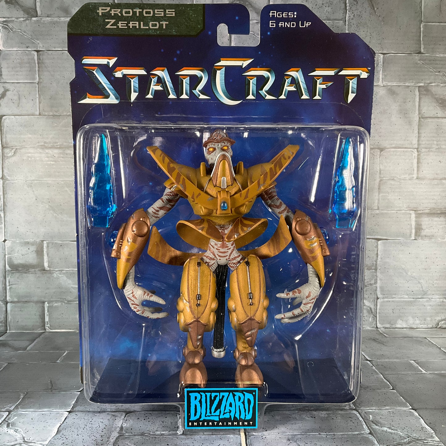 Protoss Design StarCraft: Collection 1 - Protoss Zealot #1 – Cherry Bomb Toys