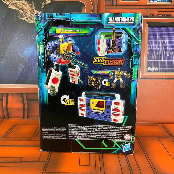 Transformers Legacy Evolution Twincast & Rewind