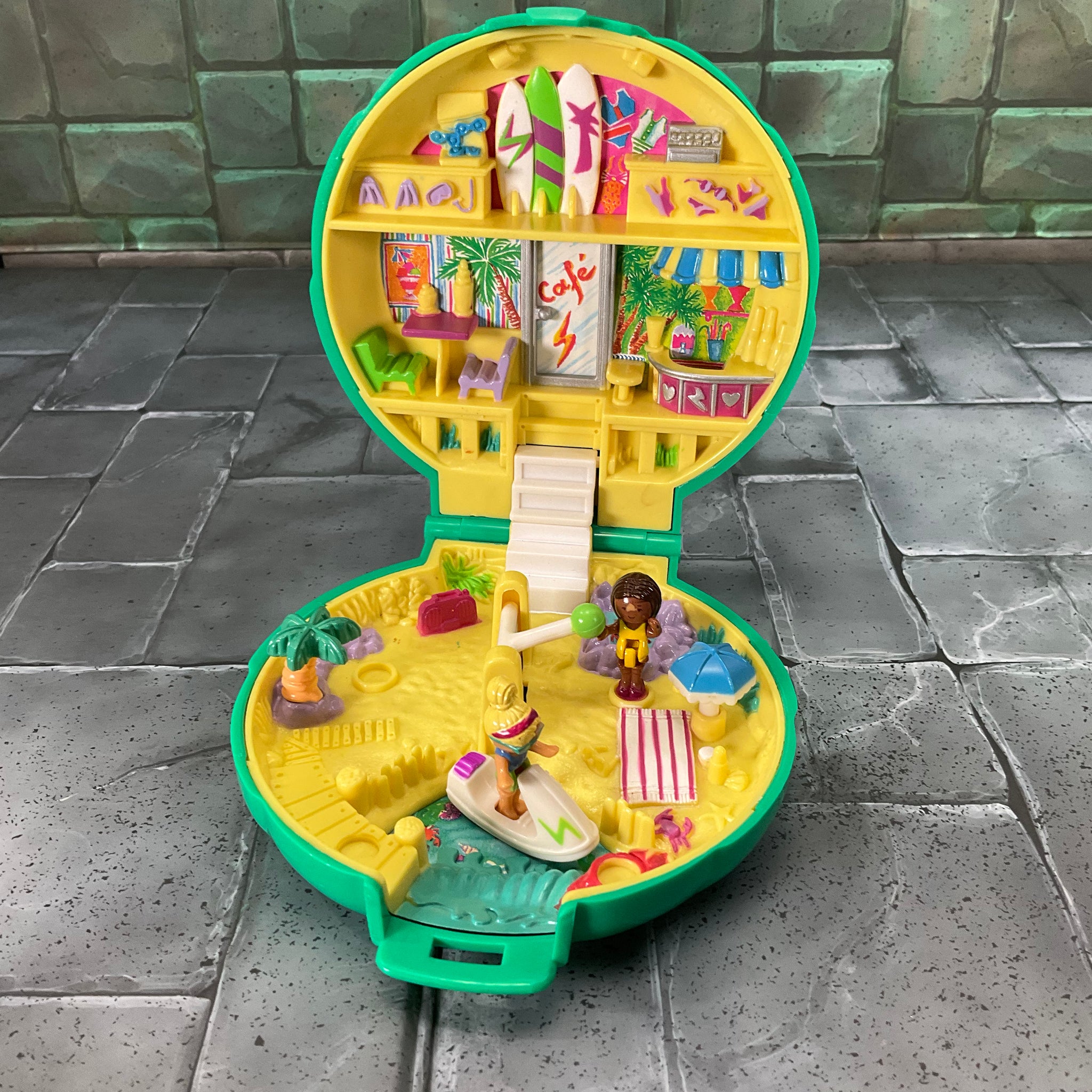Polly Pocket Beach Party