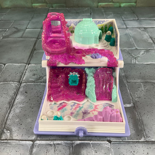 Polly Pocket Sparkle Snowland