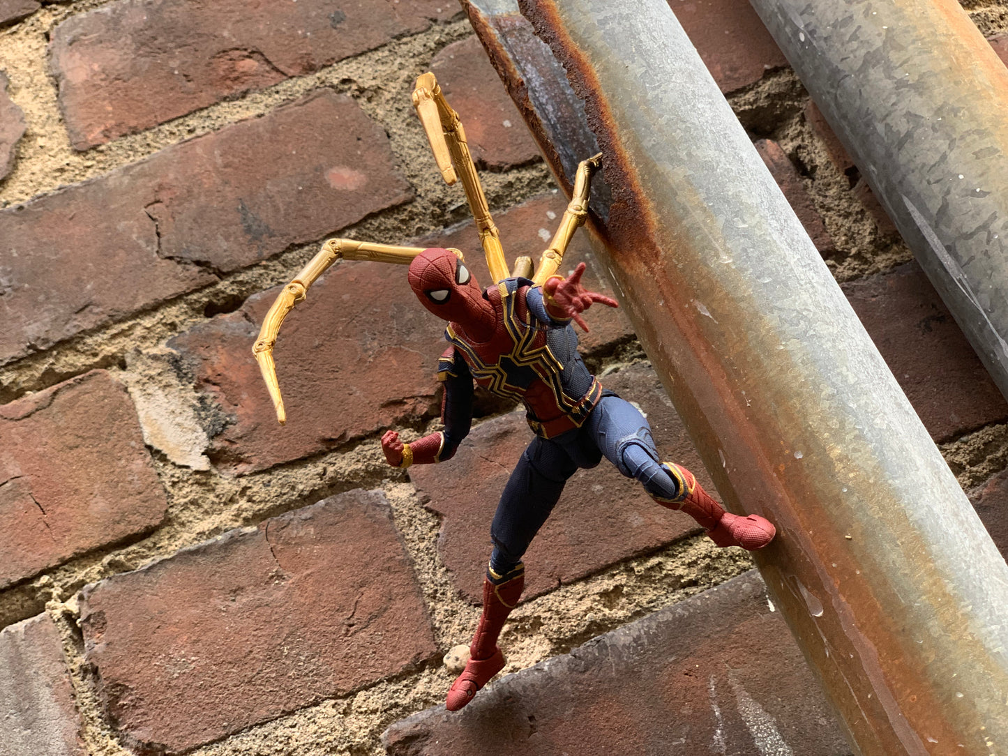 SH Figuart tamashinations Iron Spider “6” inch figure w/ some accessories 2018SPD