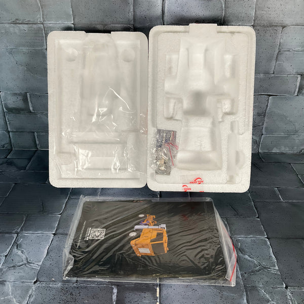 Transformers - 3rd Party - Fans Toys FT-47 Rig aka Huffer