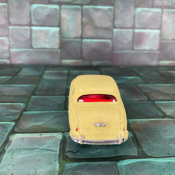 Corgi 208S Jaguar 2:4 Litre Saloon