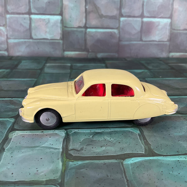 Corgi 208S Jaguar 2:4 Litre Saloon