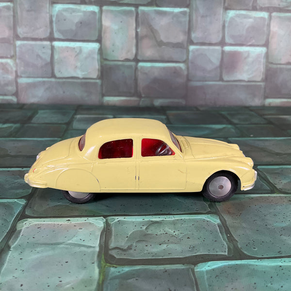 Corgi 208S Jaguar 2:4 Litre Saloon