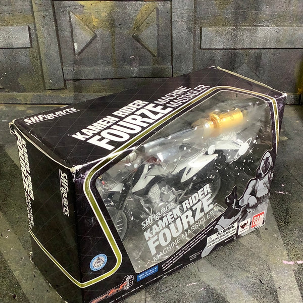 Bandai S.H. Figuarts Kamen Rider Fourze Machine Massigler