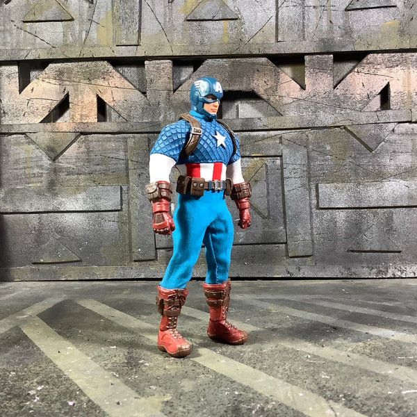 Captain America Mezco 1/12 Figure