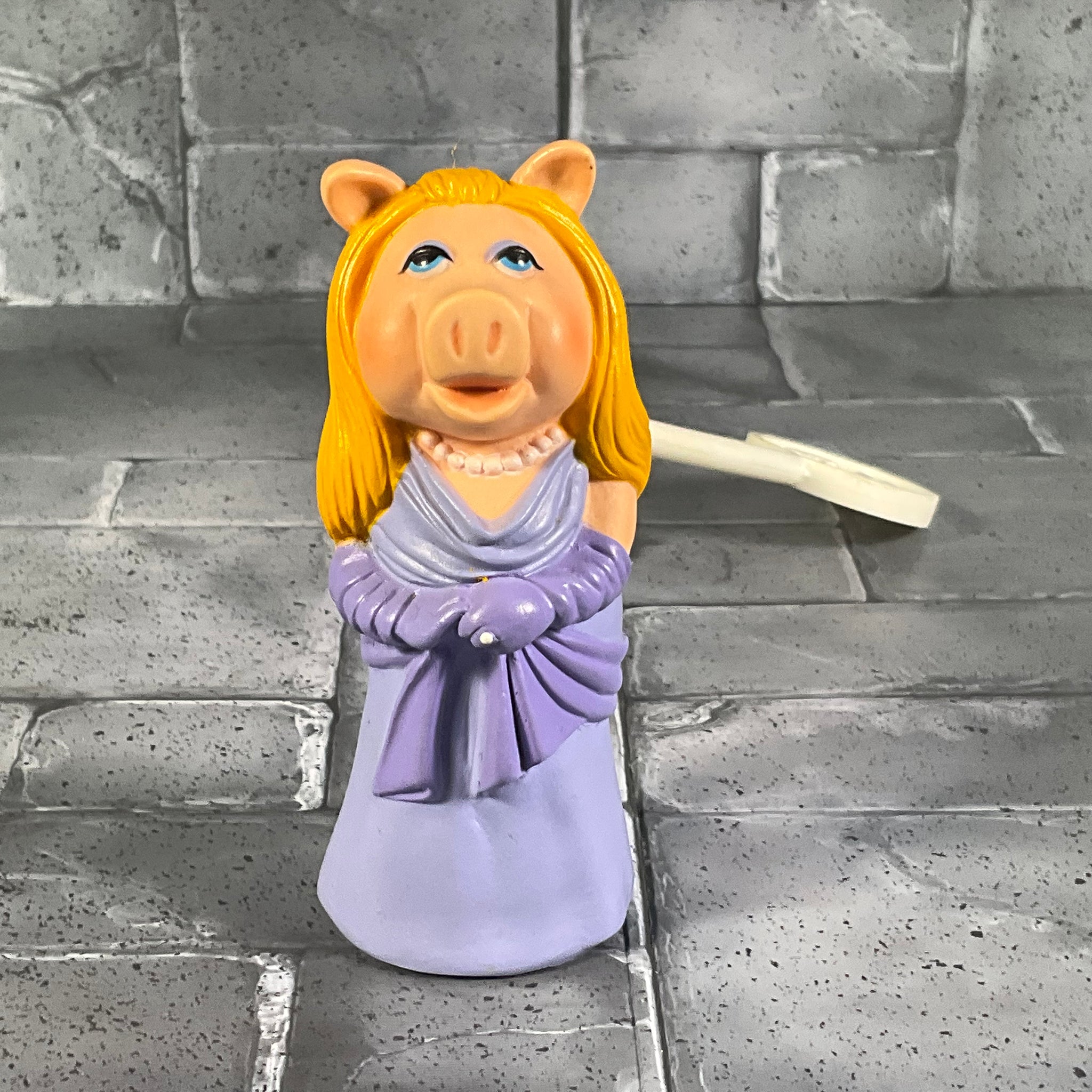 Fisher Price Stick Puppet: Miss Piggy